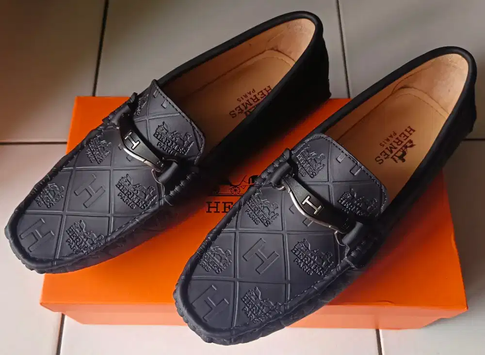 SEPATU CASUAL LOAFER PRIA PREMIUM HERMES PARIS (IMPORT)