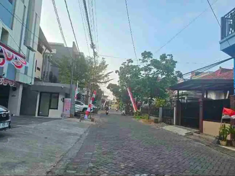 rumah harga tanah lokasi premium buat dibangun kos elite di sigura gura blok depan atau dipake hunian pribadi sangat dekat ke kampus UB Brawijaya, ITN, UM lokasi di samping hotel aston sigura gura