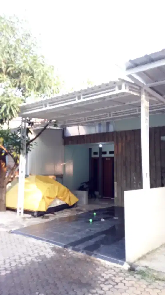 Dijual Rumah di Tanah Baru, Kota Depok