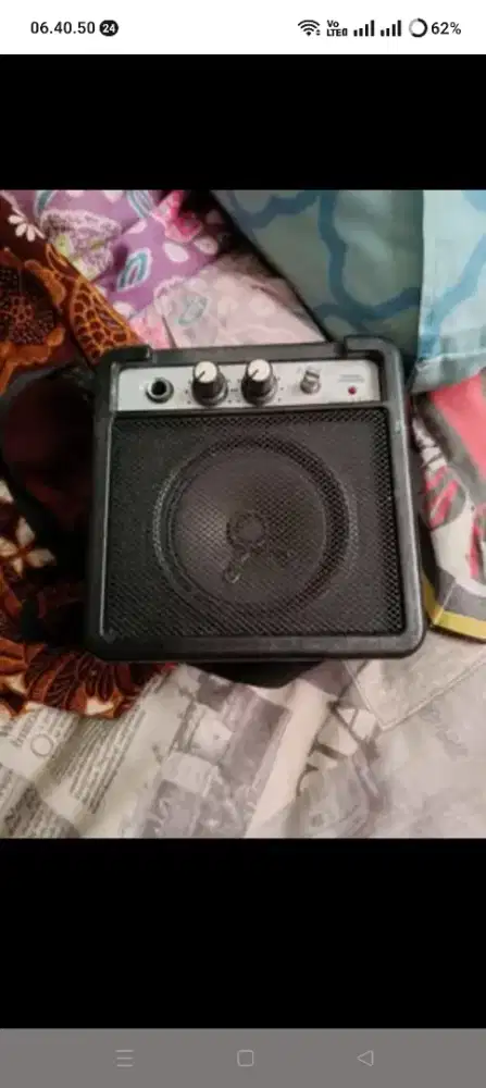 Dijual Ampli Gitar Mini Portable support distorsi