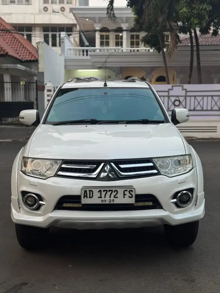 Pajero dakar 2014 V6 bensin km 80 rb
