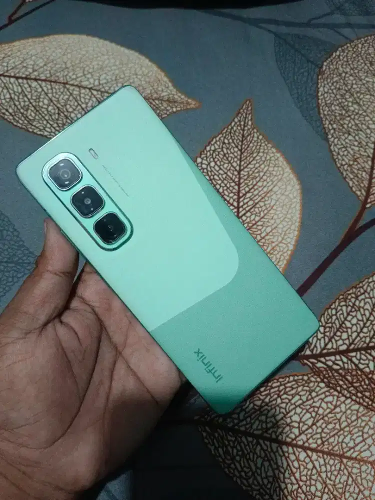 Infinix hot 50 pro + 8/256 gb