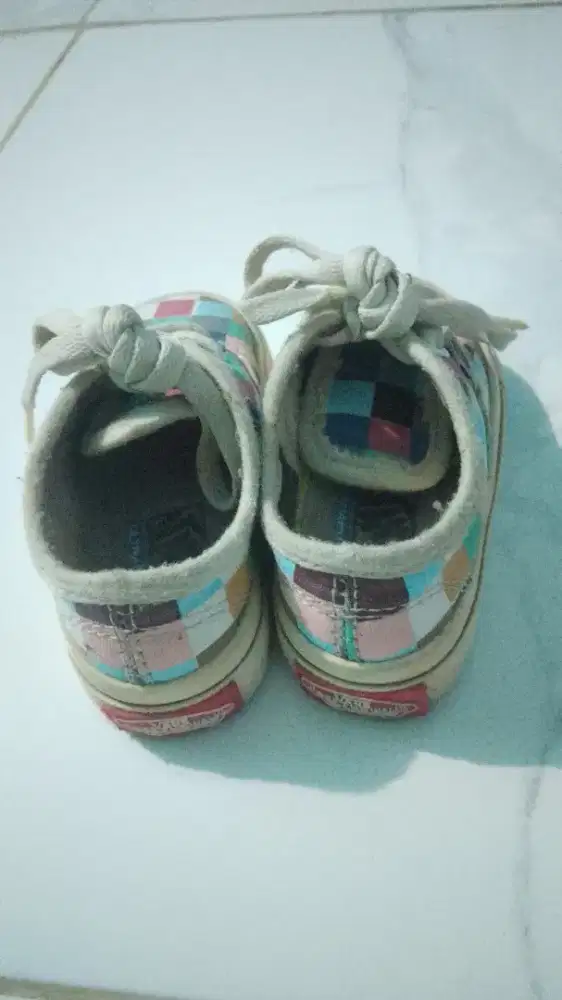 Sepatu vans ukuran size 16
