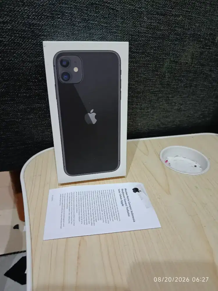 Jual iPhone 11 bekas pakai
