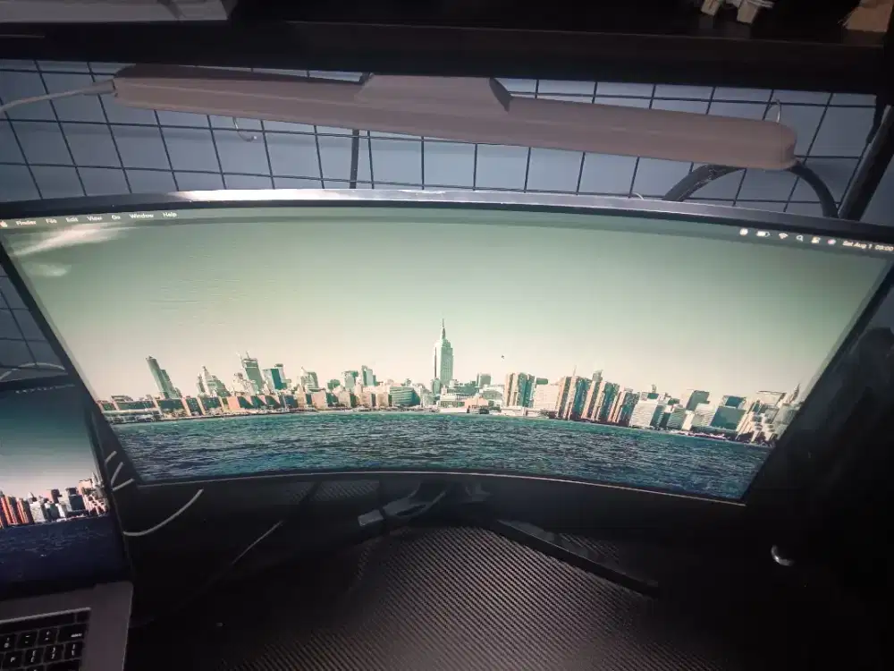 Monitor samsung 27 inchi curved