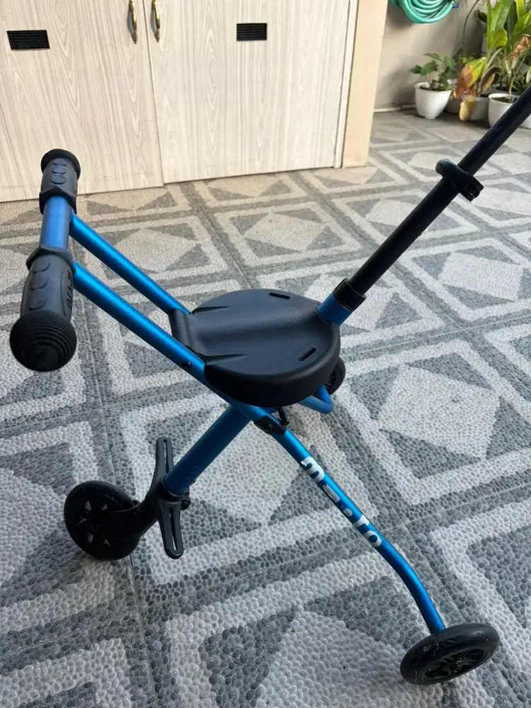 Micro Trike (stroller)
