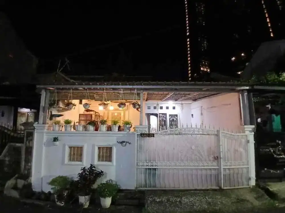 dijual rumah di cluster catalina gading serpong