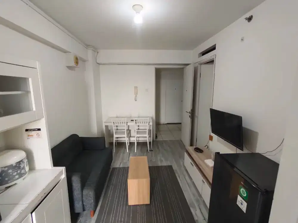 Disewakan 2BR furnish apartemen Bassura city tower depan lantai sedang