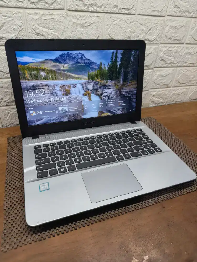 Asus X441U intel Core i3 Gen-7 (8/128+500gb) 14 inch MULUSS