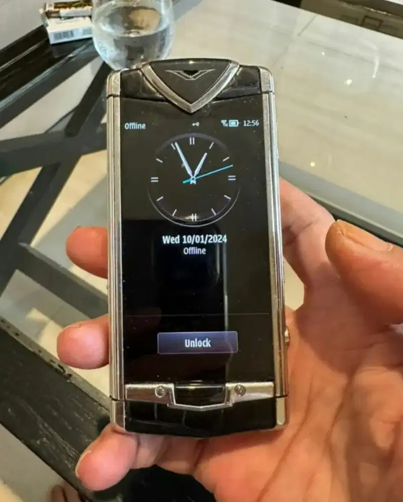 Vertu Constletion touch croco