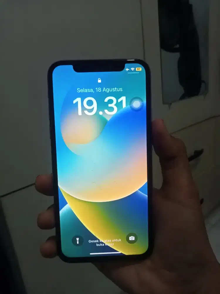 iPhone X 64 GB wifi only, no riset