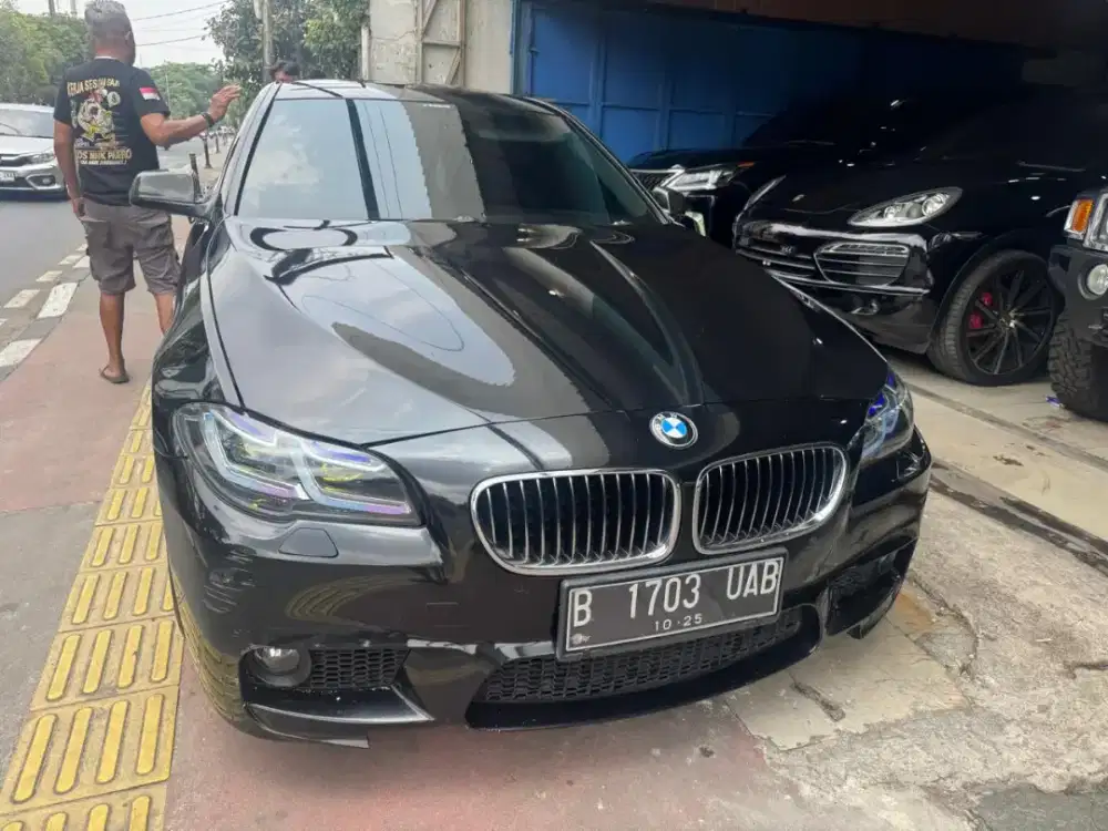 Bmw 523i th 2011face life  new model