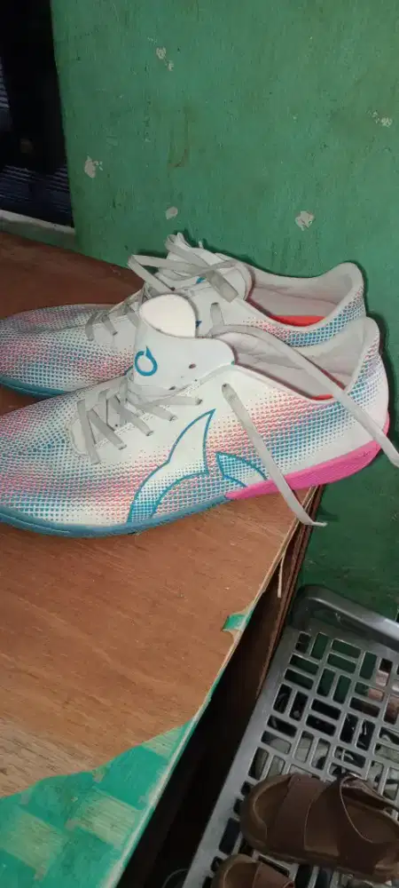 ( Cuci gudang rumah ) Sepatu Futsal Ortuseight Lumine In