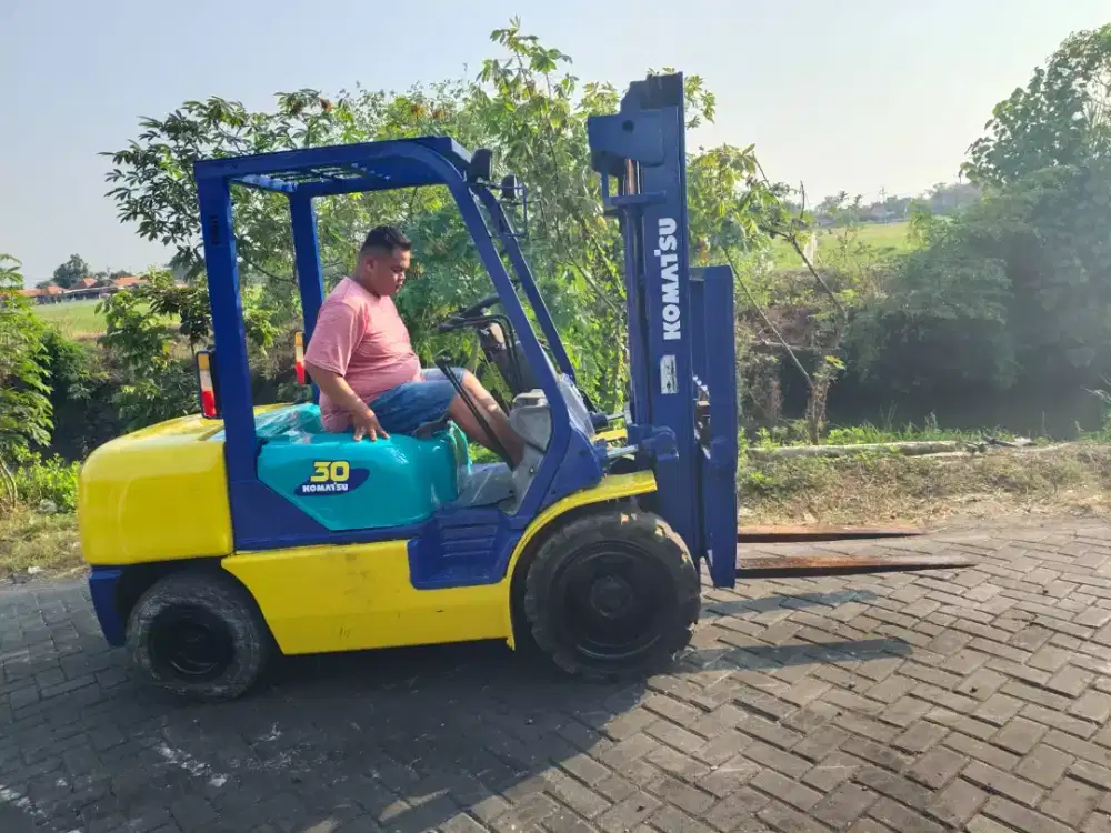 Forklift Komatsu 3 ton