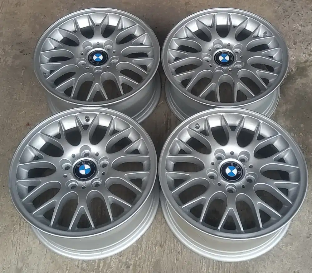 Velg BMW made in austria ring 16 pcd 5x120