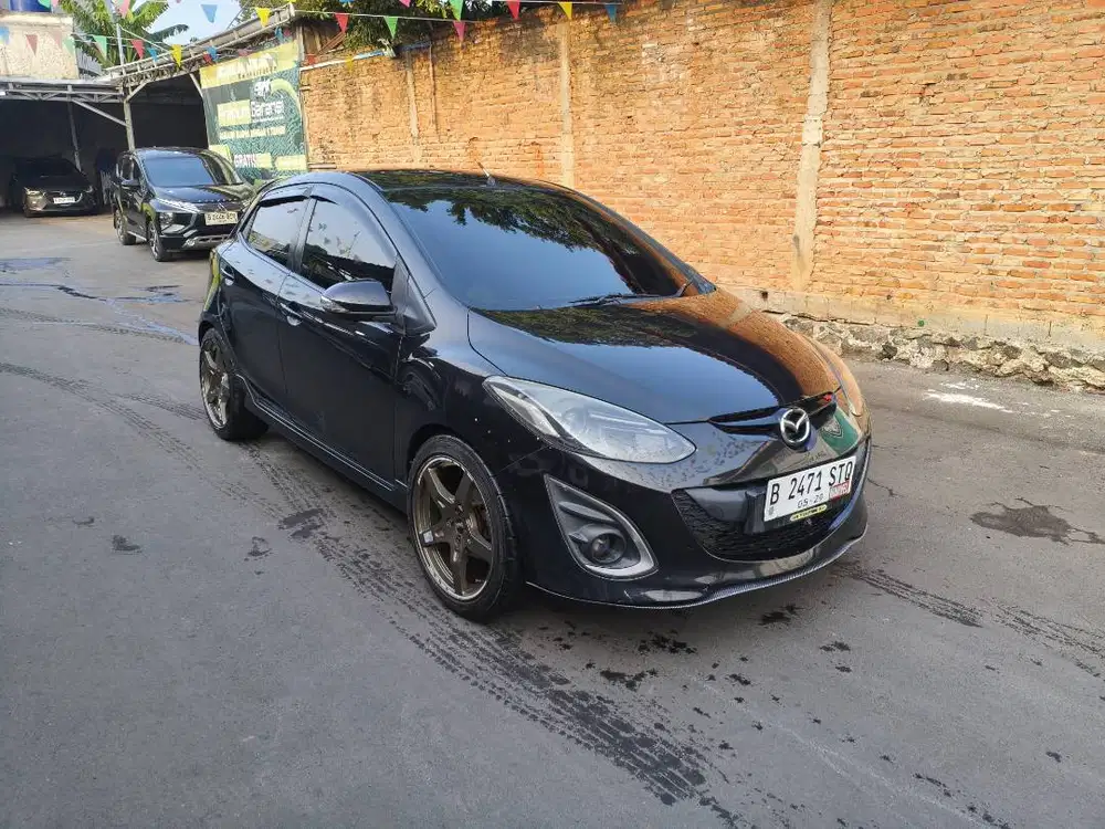 Mazda 2 RZ Matic 2013 Dp 5 Juta Promo