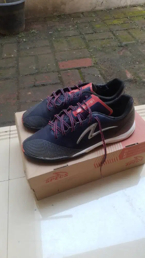 Specs LS OMEGA Bekas Size 39, Sepatu Futsal Anak-Remaja