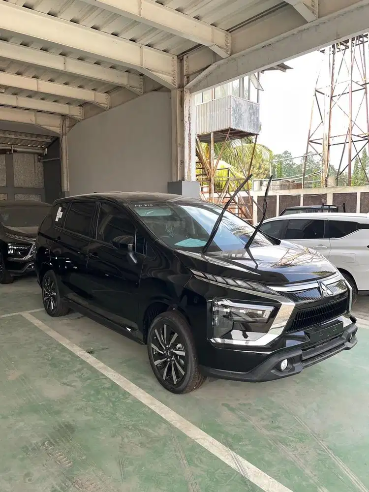 Mitsubishi Xpander Ultimate Exceed Tourer GLS CVT MT