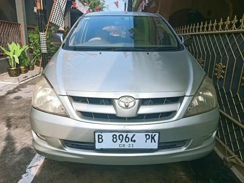 Jual kijang Innova g at 2006 pjk panj.2027mobil aman lakban