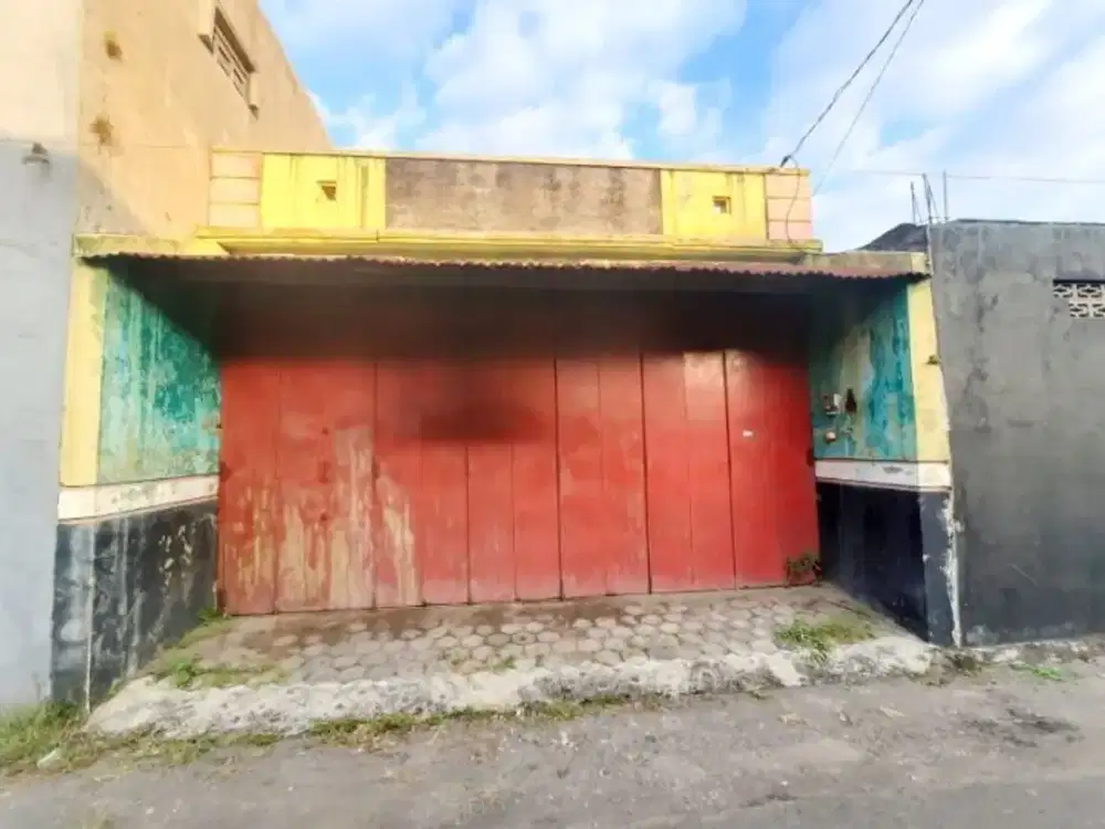 LT 113 DERESAN GEJAYAN RUMAH TANAH GUDANG PELEMKECUT SOROPADAN CONDONGCATUR DEPOK DEKAT JL AFFANDI, UGM, UNY, JL FLAMBOYAN, KLEBENGAN, POGUNG, PAKUWON