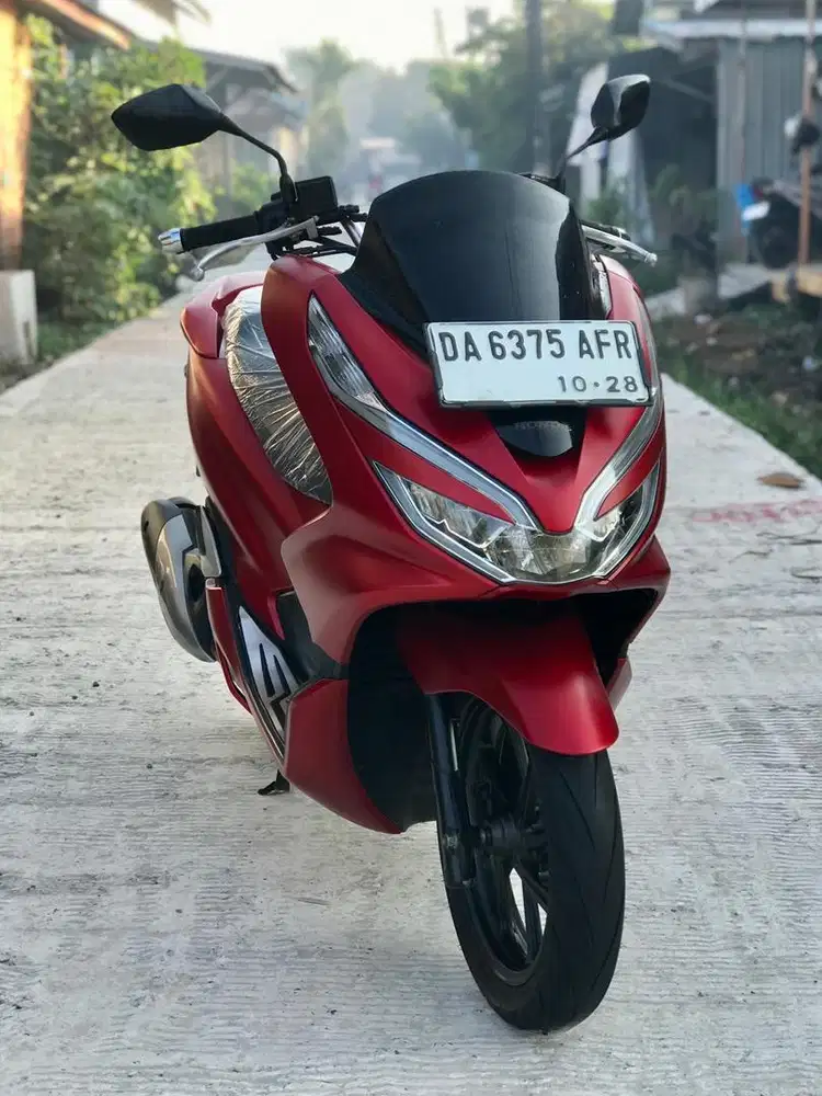 Honda pcx 2018 warna merah doff
