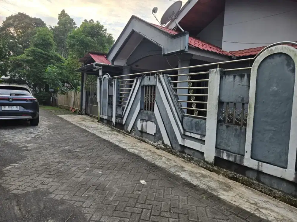 DIJUAL RUMAH