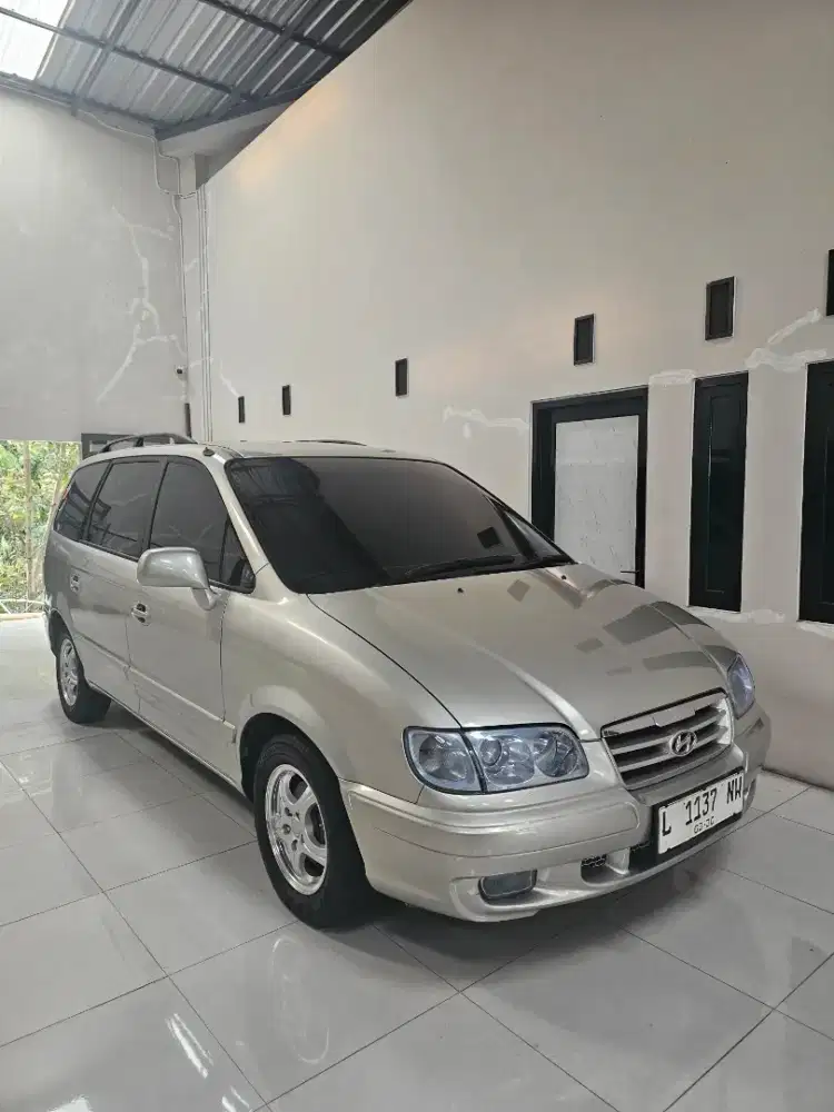 L tgn 1..hyundai trajet 7 seat..siap pakai