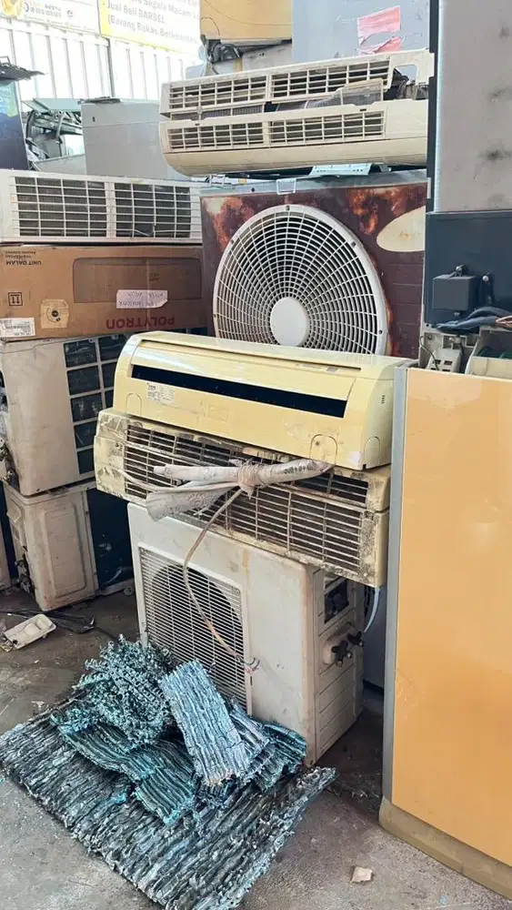 Merima AC bekas rusak
