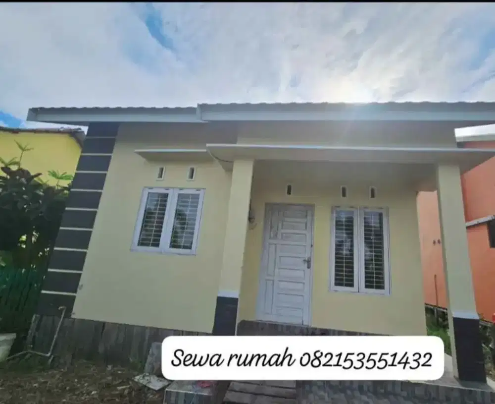 Sewa rumah nyamn dan astri dekat dengan kampus