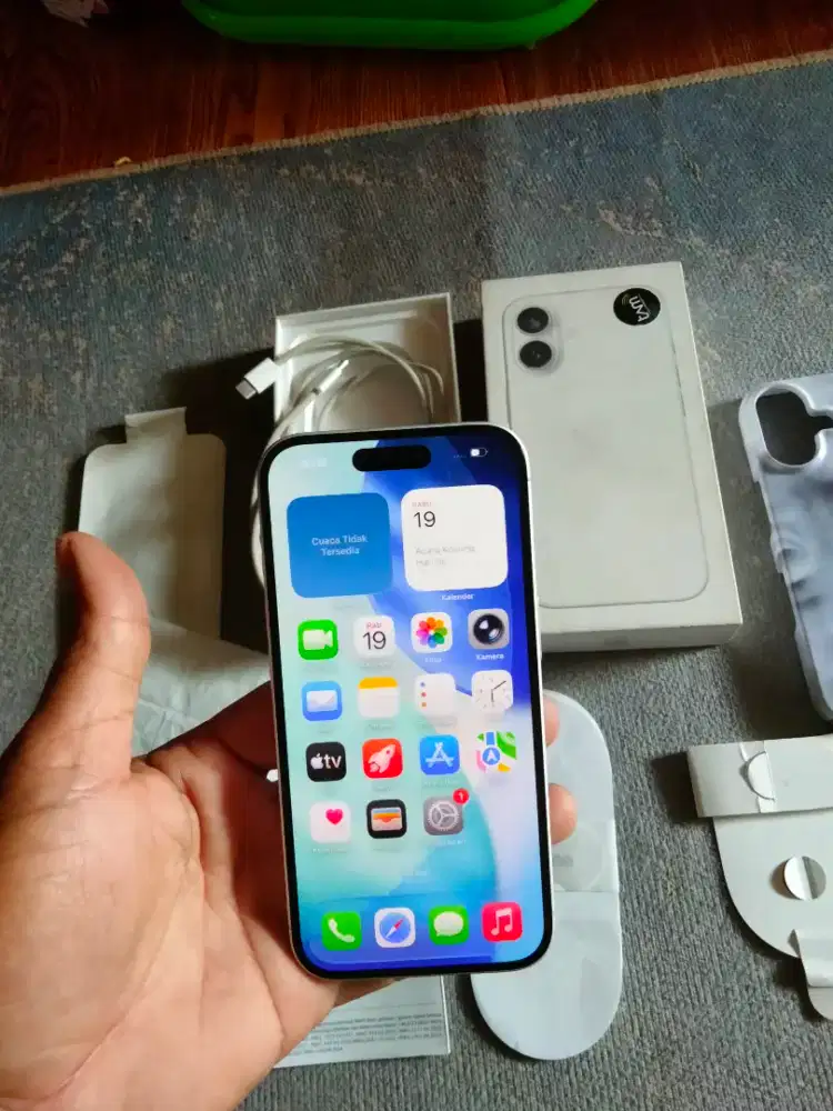 Iphone 16 White 128 Gb iBox Bh 90% Fullshet TT Hp Lain