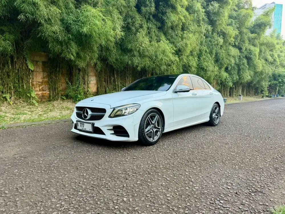 Mercedes-Benz C300 2020 Bensin