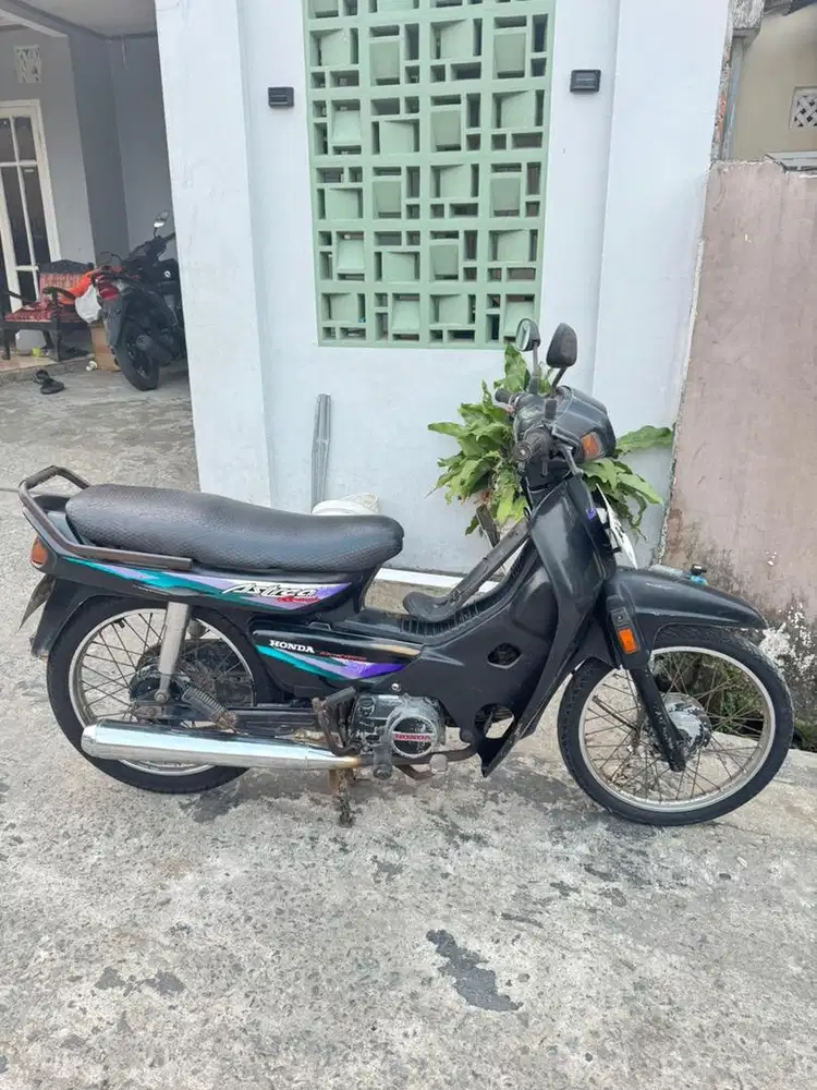 JUAL MOTOR HONDA ASTREA GRAND PRIMA TAHUN 1996