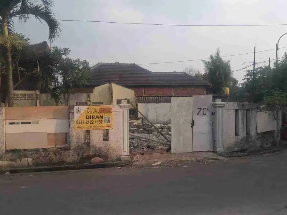 Turun Harga !!!
Dijual Cepat Tanah Hook
Harga di bawah NJOP Bonus Rumah Tua
Bebas Banjir Buah Batu Bandung.