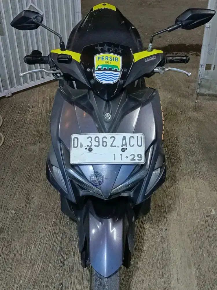 Jual motor aerox 2019 abu abu