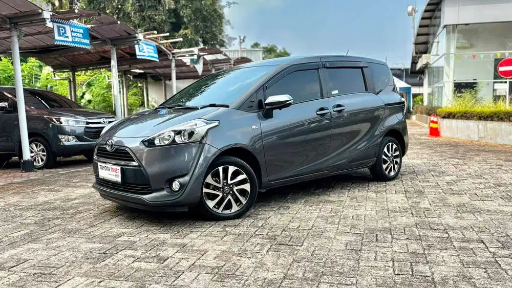 [ Flashsale Termurah ] Toyota Sienta V 1.5 AT 2019 Istimewa