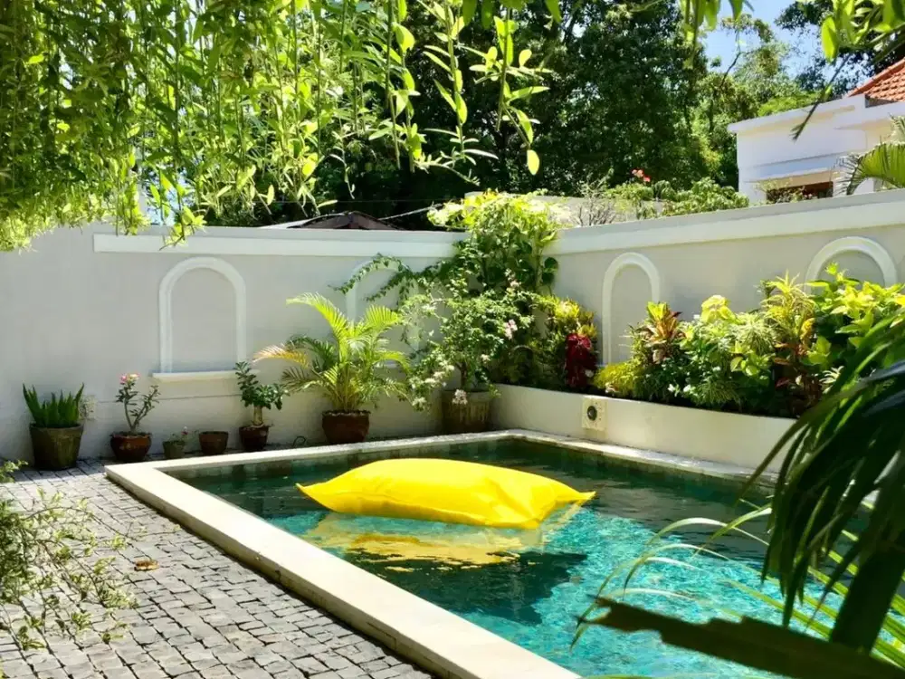 Villa kayu tulang canggu