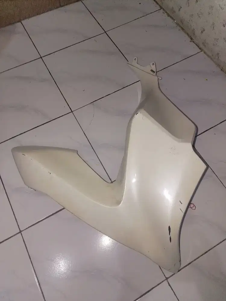 Body sayap kiri pcx 150 2019