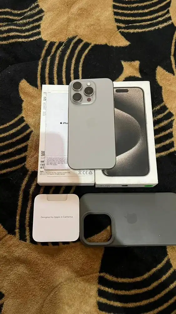 iphone 15 pro second ibox like a new
