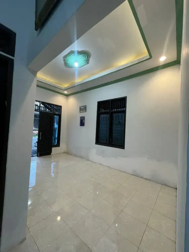 Tukang bangunan