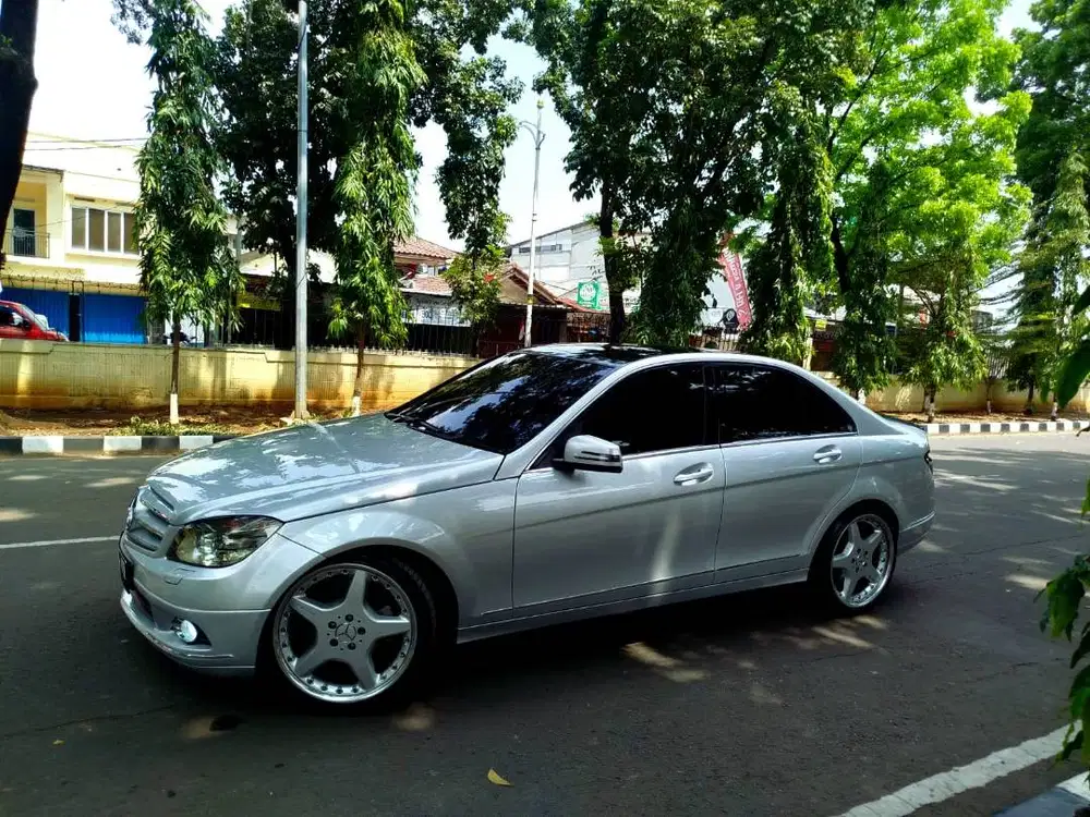 Mercedes-benz C280 Avangarde W204 thn 2010