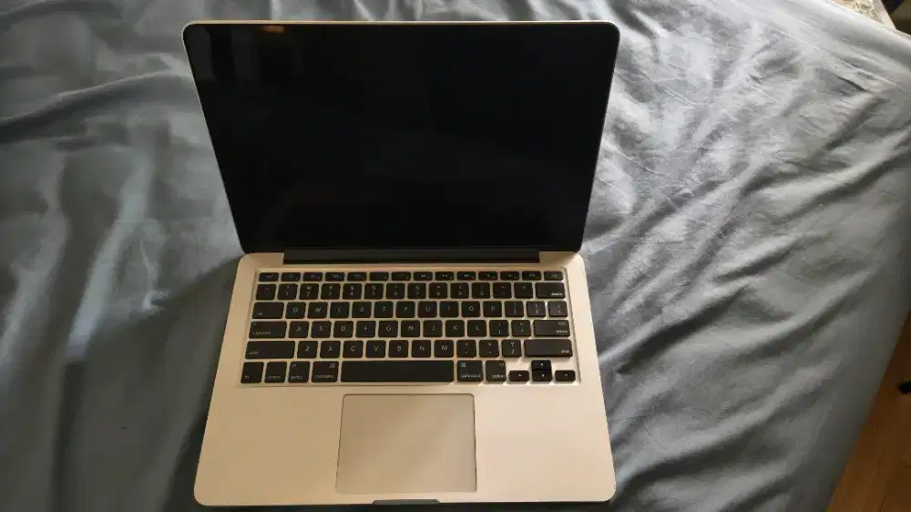 Macbook Pro 8/128 tahun 2014