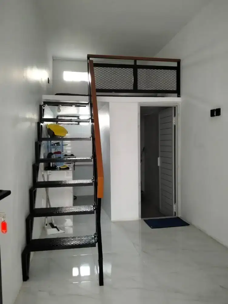 Kost kebon pala Mezzanine Jatinegara Jakarta timur