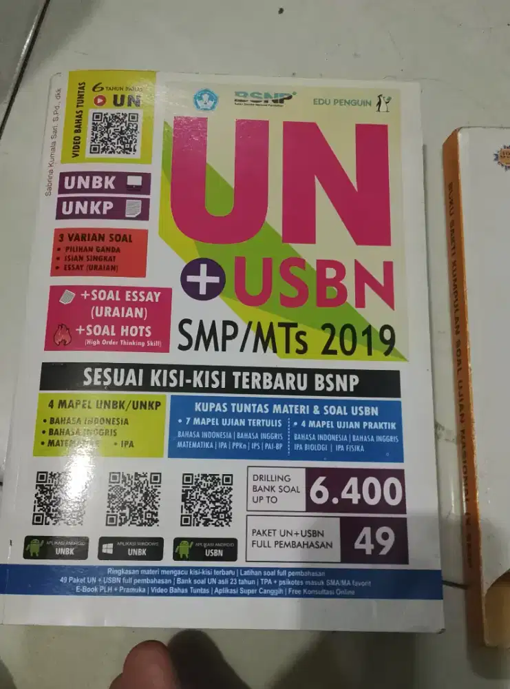 Jual berbagai buku bekas sekolah