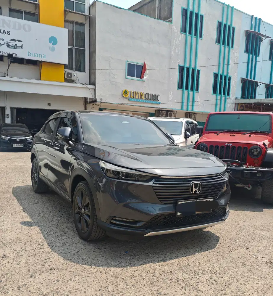 HRV E SE 1.5 Matic 2023 istimewa dp 48 jt
