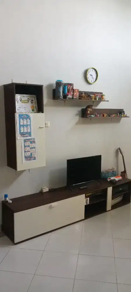 Rak tv minimalis