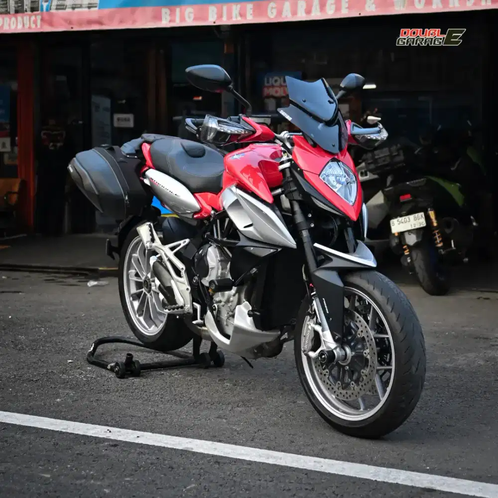 MV AGUSTA STRADALE 800 MERAH 2020