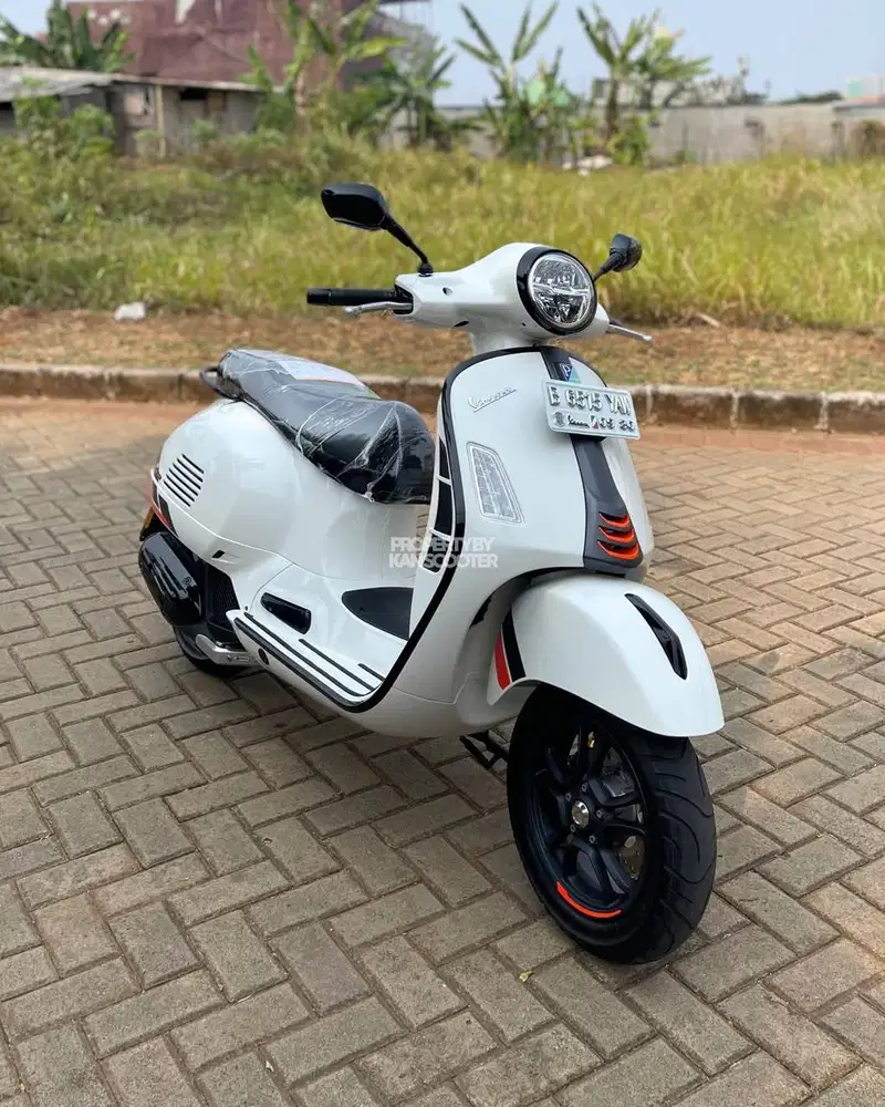 JUAL MURAH VESPA GTS S iGET ABS 4V FACELIFT “KEYLESS” 2025 MULUS