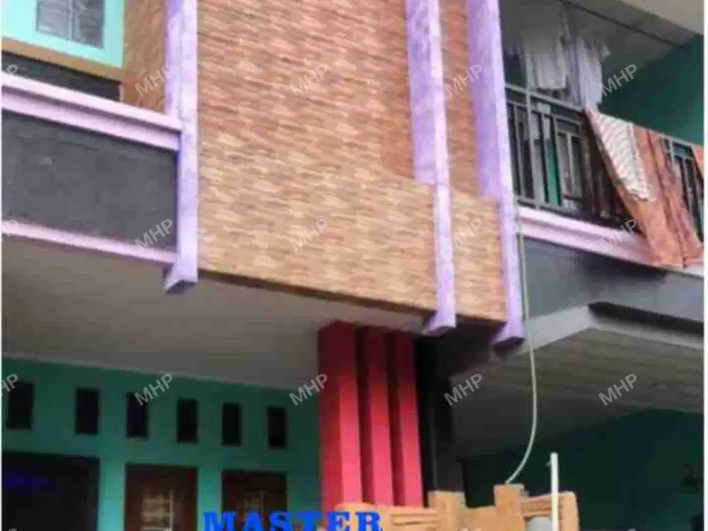 Rumah Tingka Turun Harga Jual