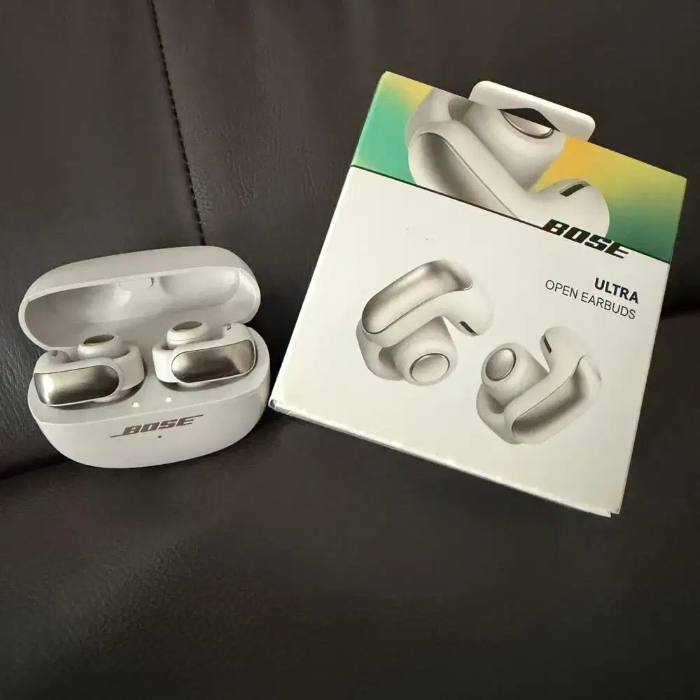 99% Like New! Bose Ultra Open Earbuds Smokey white