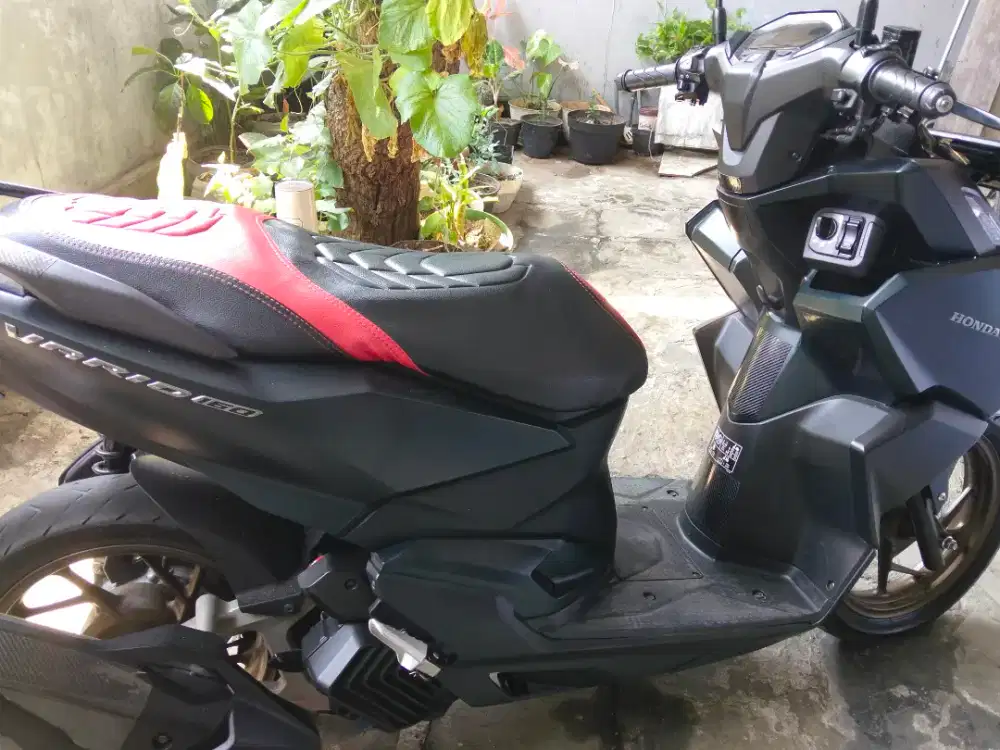 [DIJUAL] HONDA VARIO 160 CBS ISS Hitam Doff
